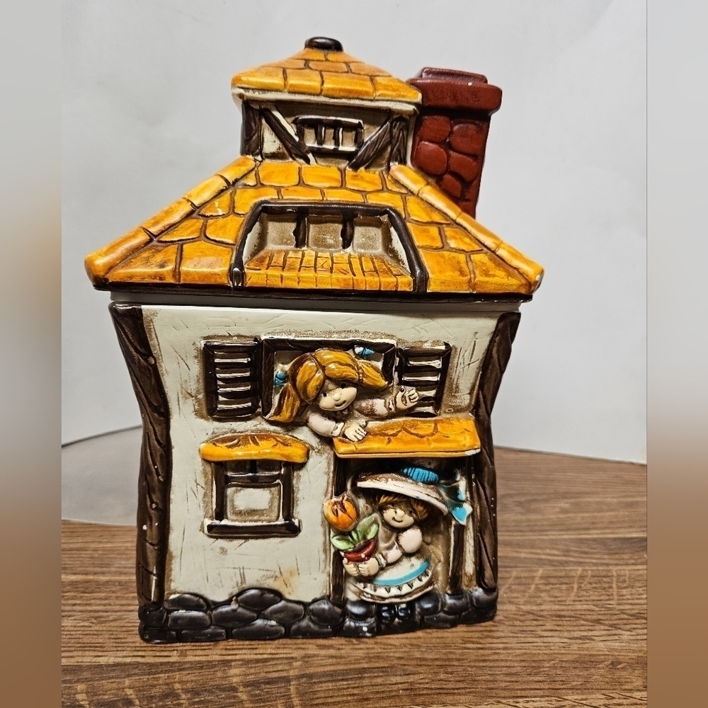 Vintage 1993 Giftcraft Ceramic Cottage with Kids Cookie Jar